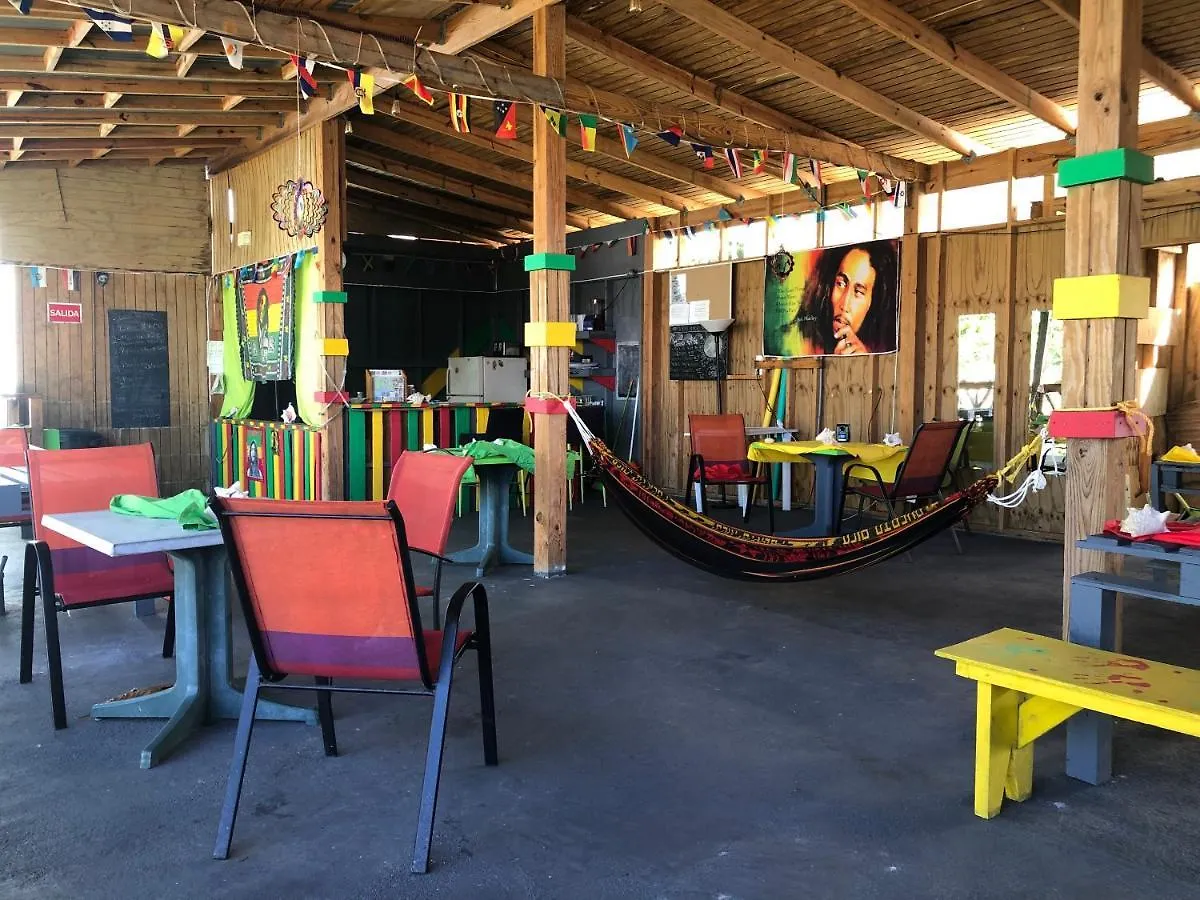 Vieques Good Vibe Guest House Пуэрто-Рико